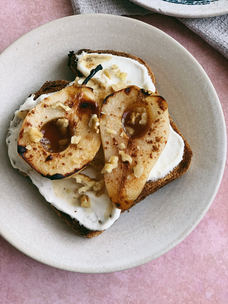 Broiled Pears & Greek Yoghurt Toast